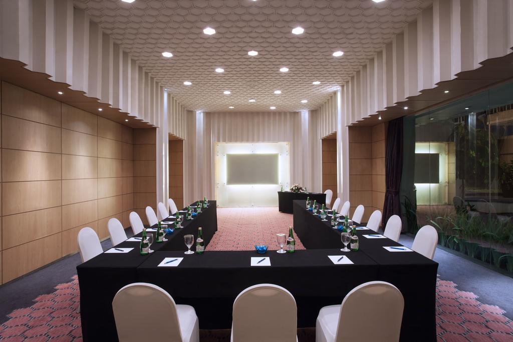 Le Grandeur Mangga Dua Hotel Jacarta Exterior foto