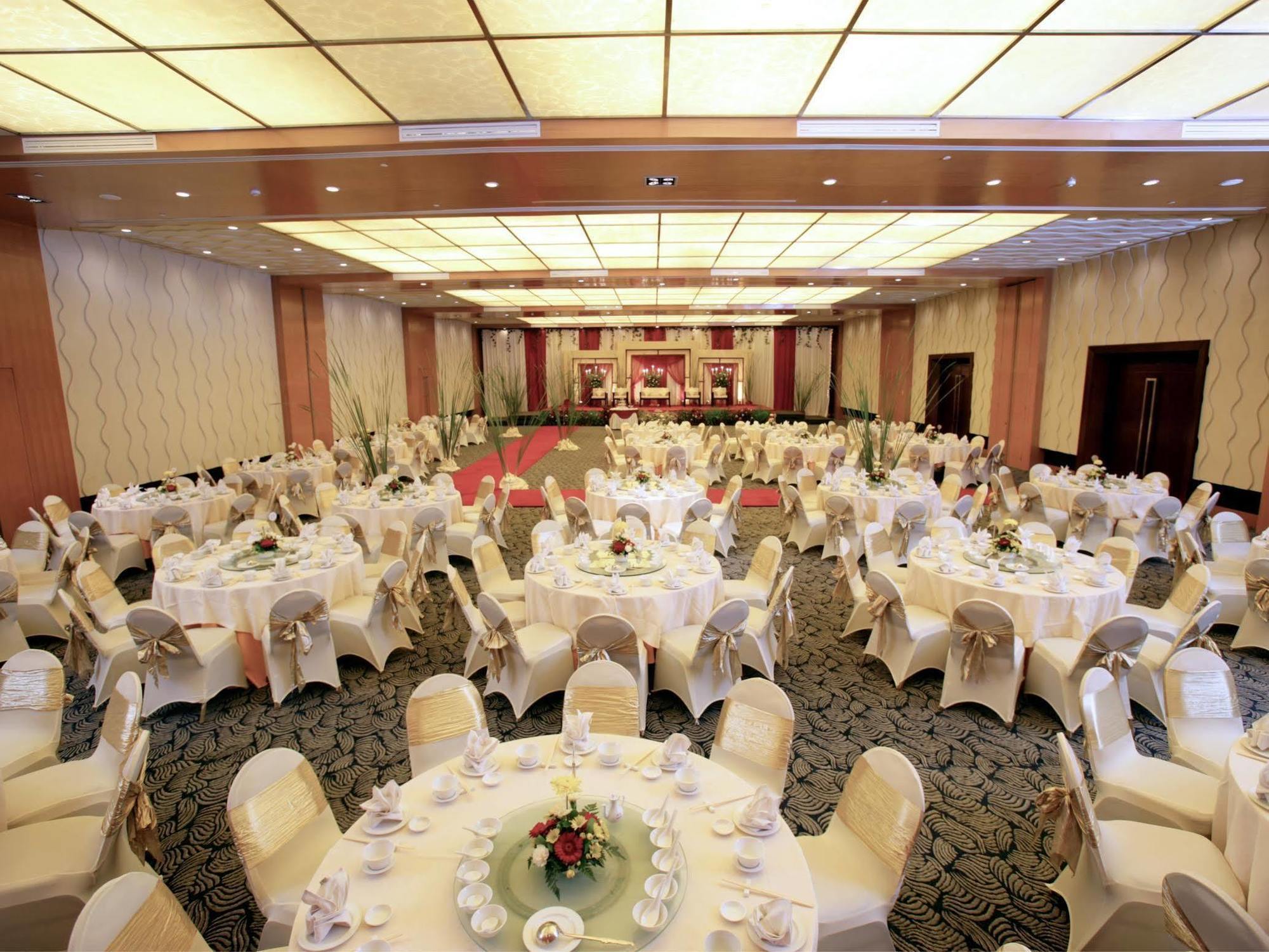 Le Grandeur Mangga Dua Hotel Jacarta Exterior foto