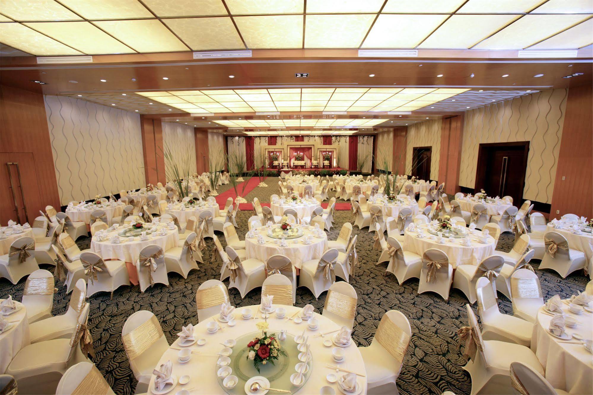 Le Grandeur Mangga Dua Hotel Jacarta Exterior foto